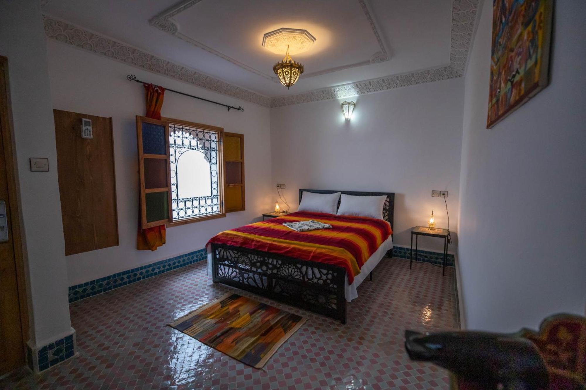 Riad Tafoukt Fès Exteriör bild
