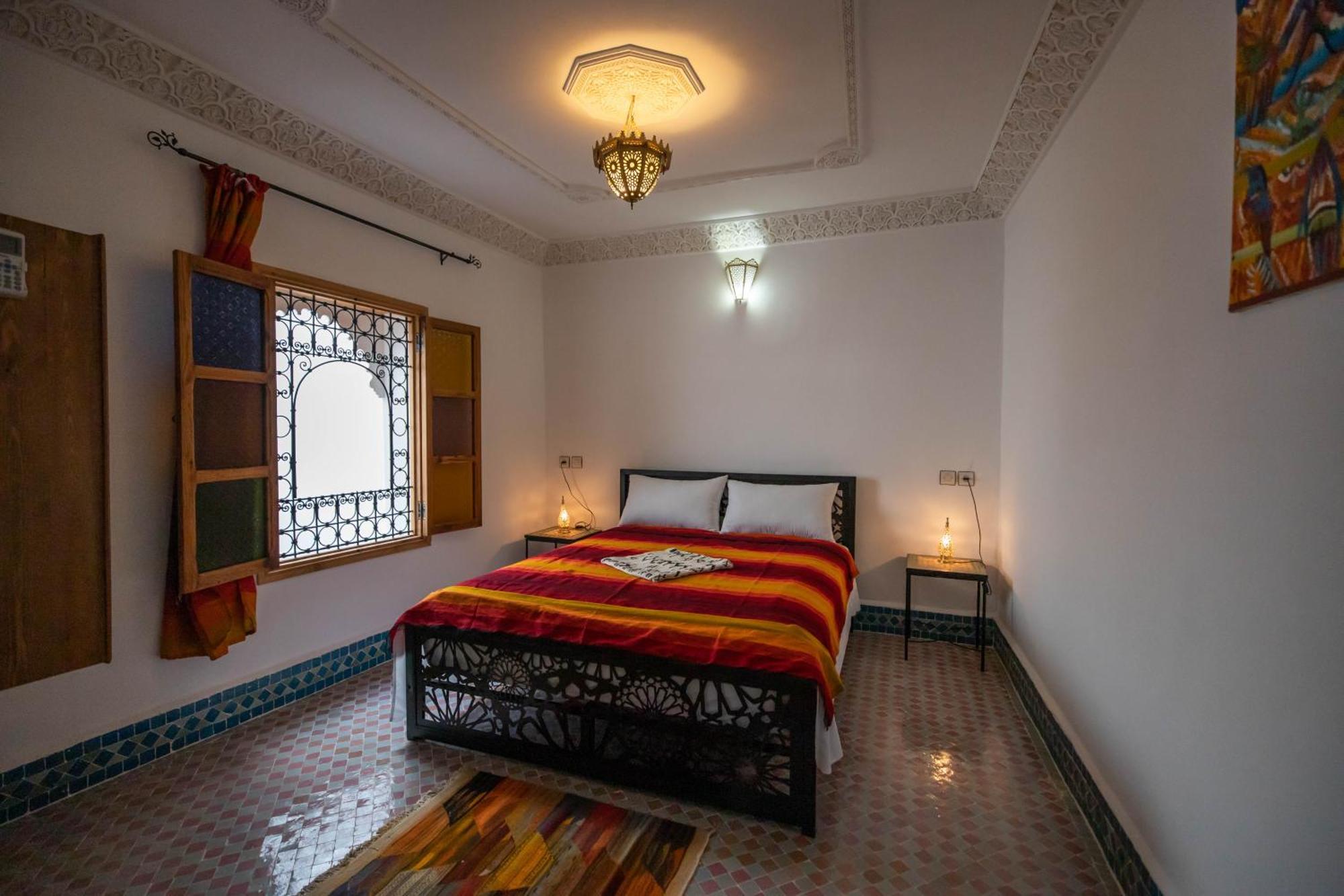 Riad Tafoukt Fès Exteriör bild